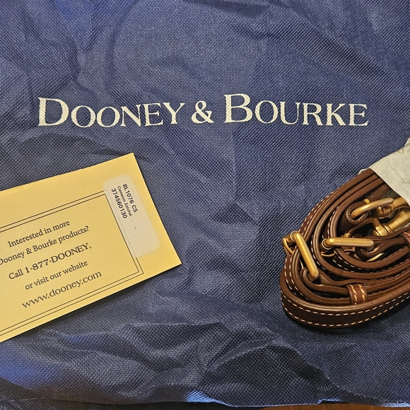 Vintage Dooney & Bourke Tan Leather Satchel - Picture 14 of 15